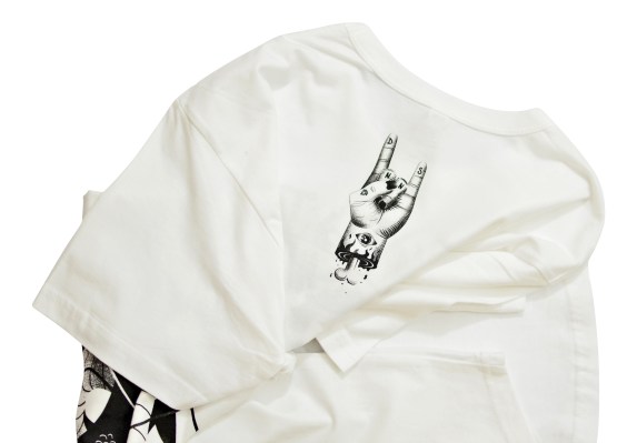  T-SHIRT WATATSUMI B&W FRONT LONGER LENGTH 